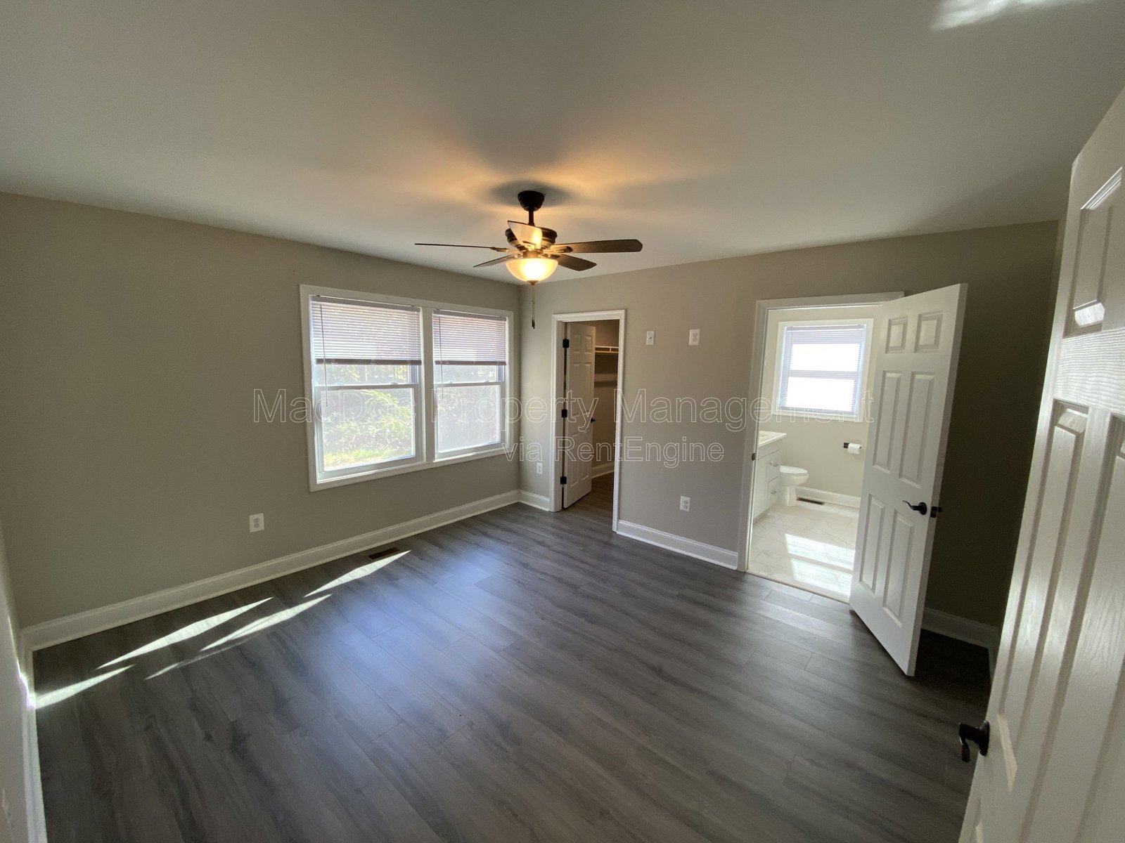 77 Lakeview Drive Colonial Beach, VA 22443 property image