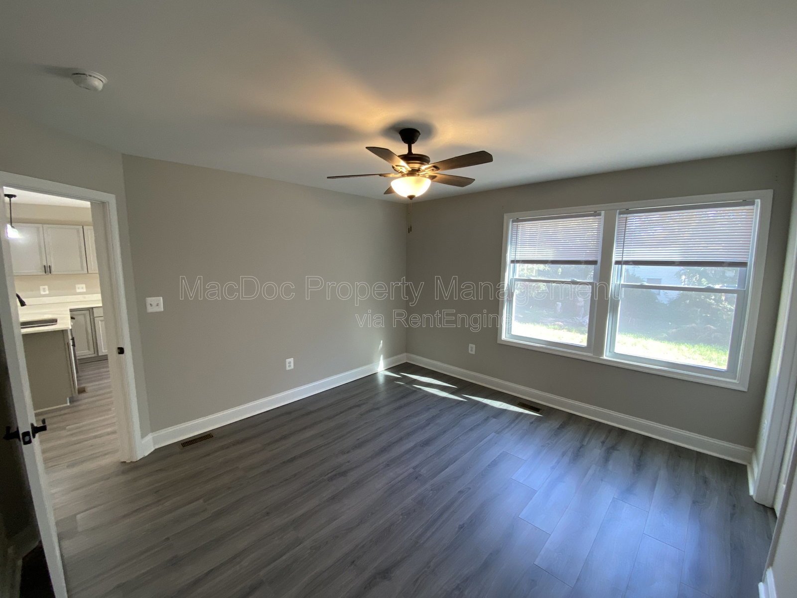 77 Lakeview Drive Colonial Beach, VA 22443 property image