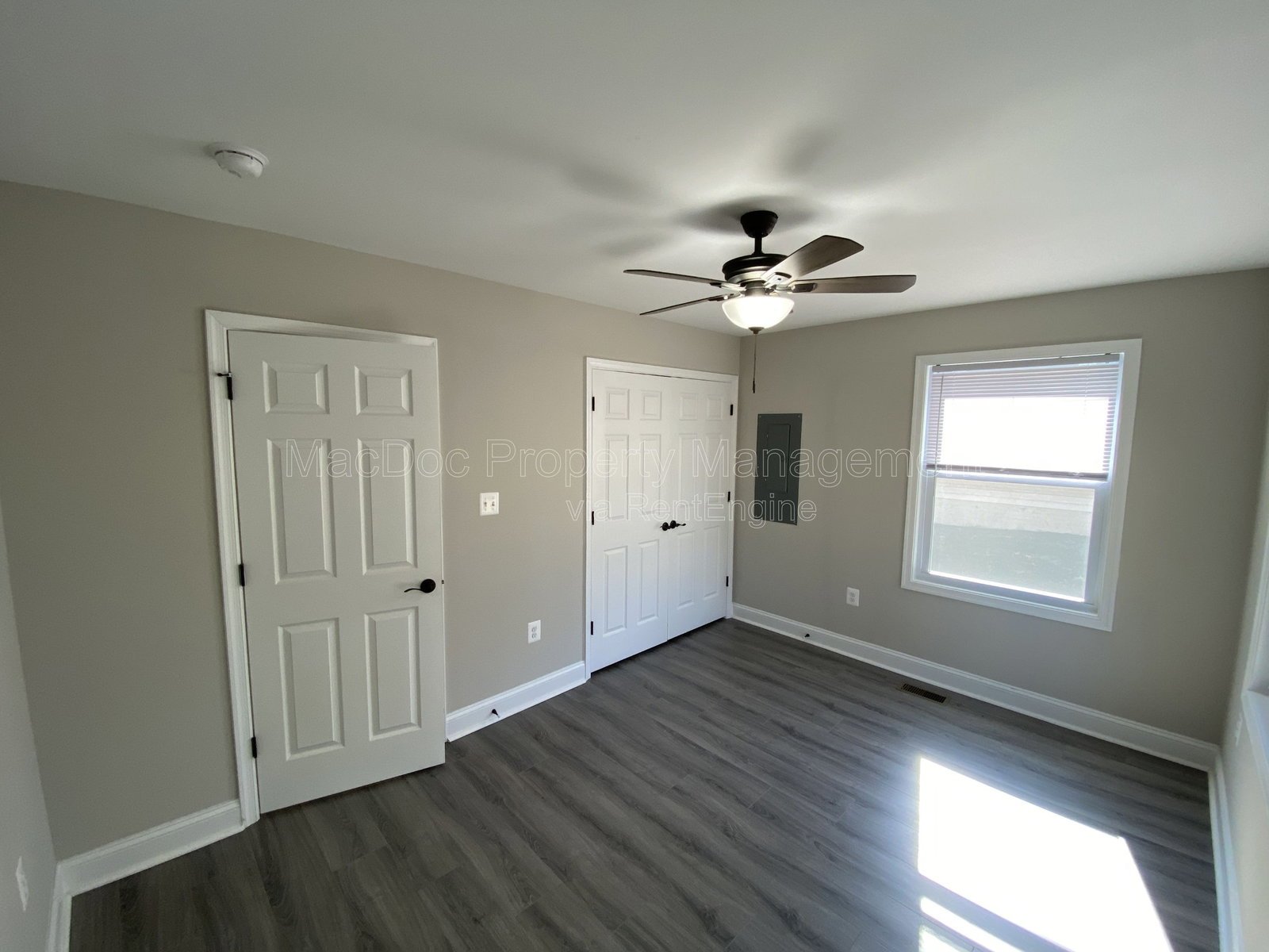 77 Lakeview Drive Colonial Beach, VA 22443 property image
