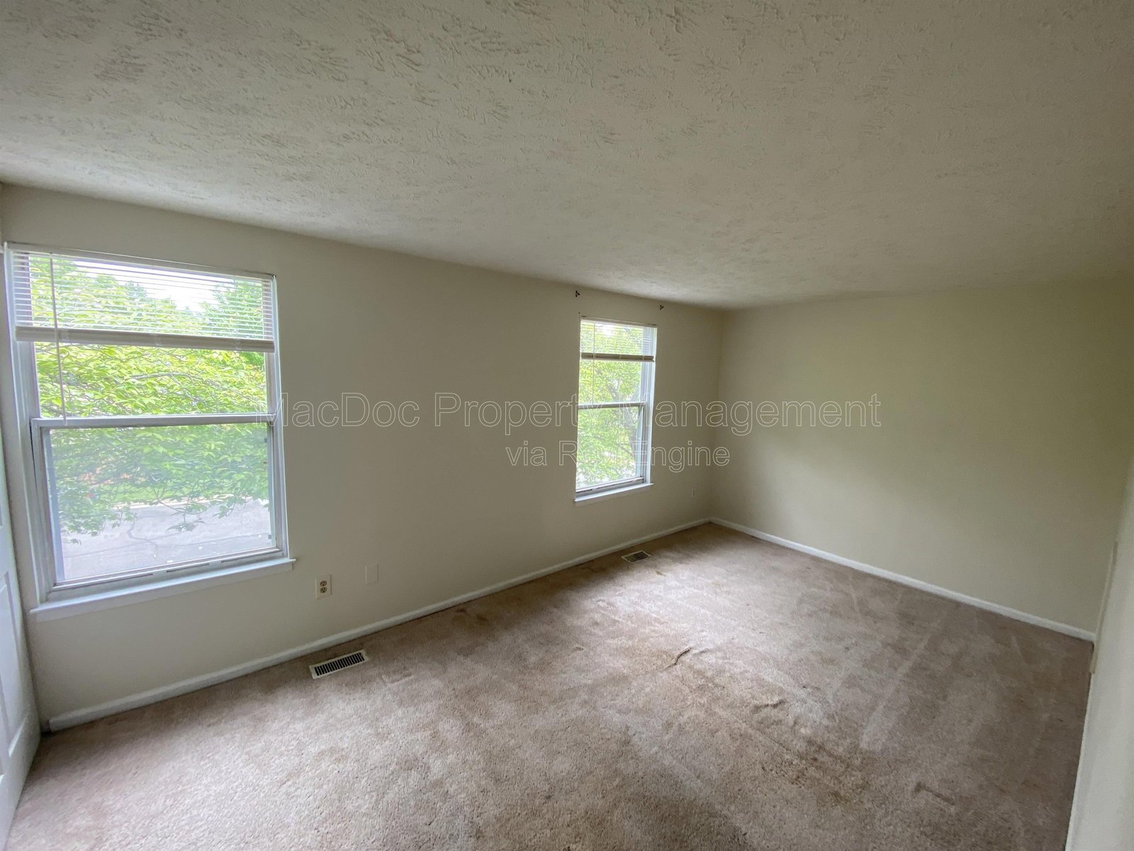 4749 Hedrick Lane Woodbridge, VA 22193 property image
