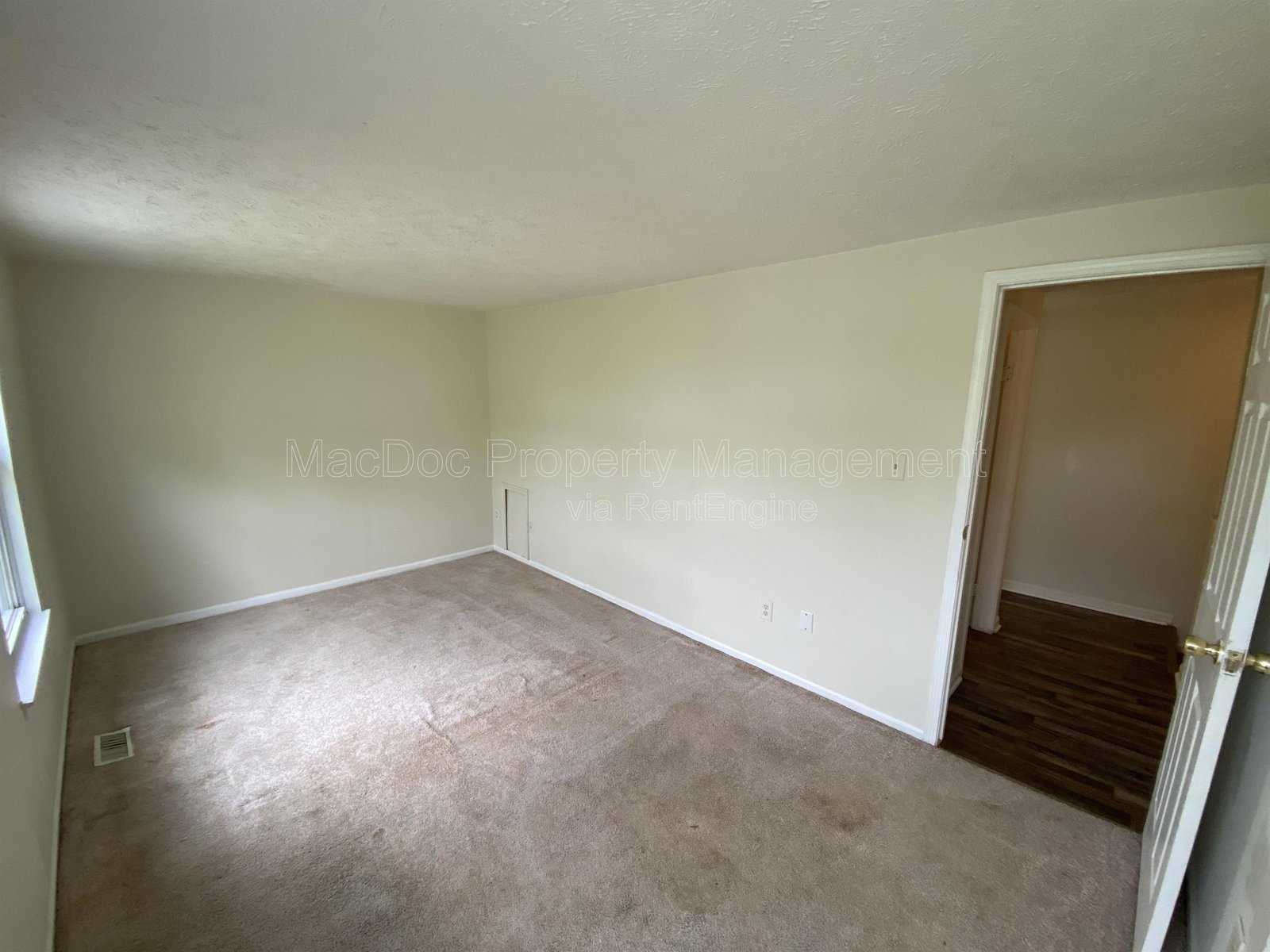 4749 Hedrick Lane Woodbridge, VA 22193 property image