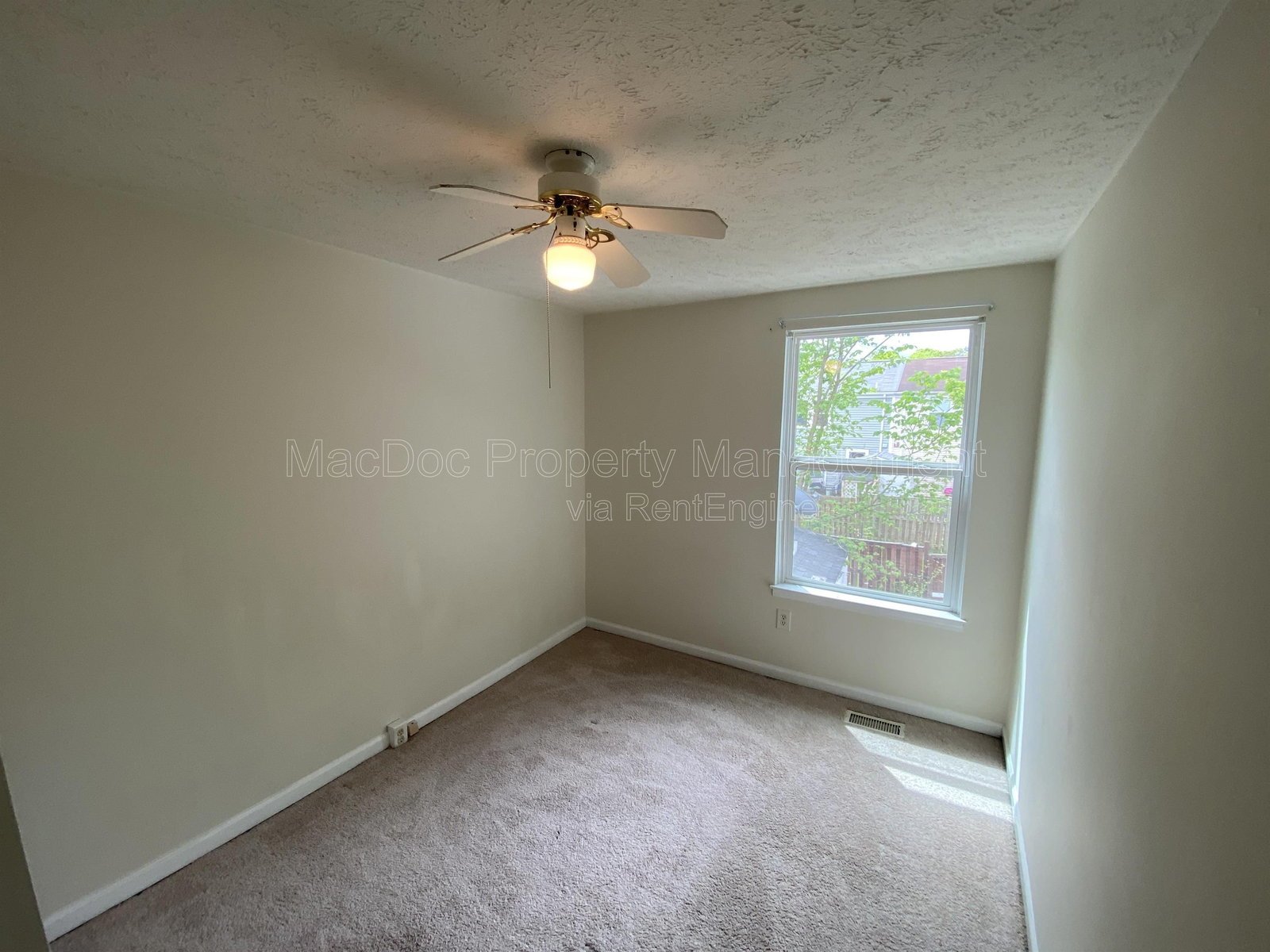 4749 Hedrick Lane Woodbridge, VA 22193 property image