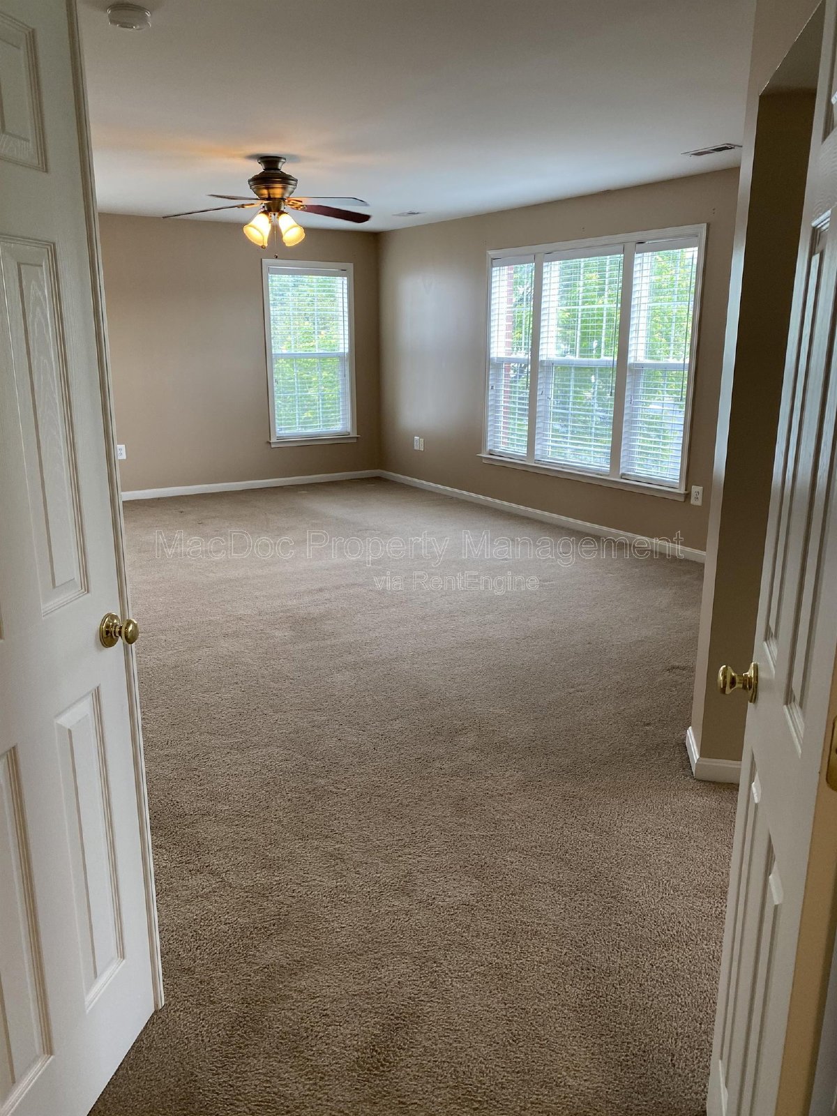 121 Riggs Road Fredericksburg, VA 22405 property image
