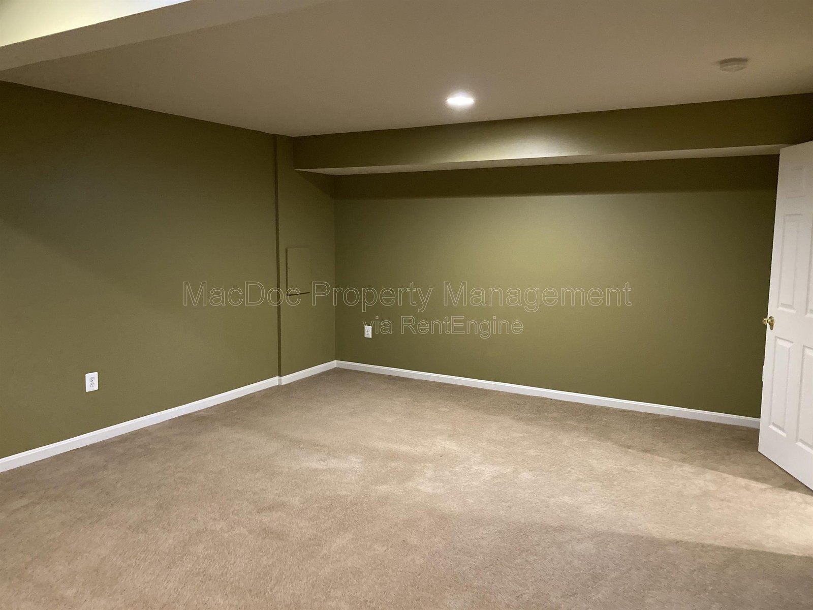 121 Riggs Road Fredericksburg, VA 22405 property image