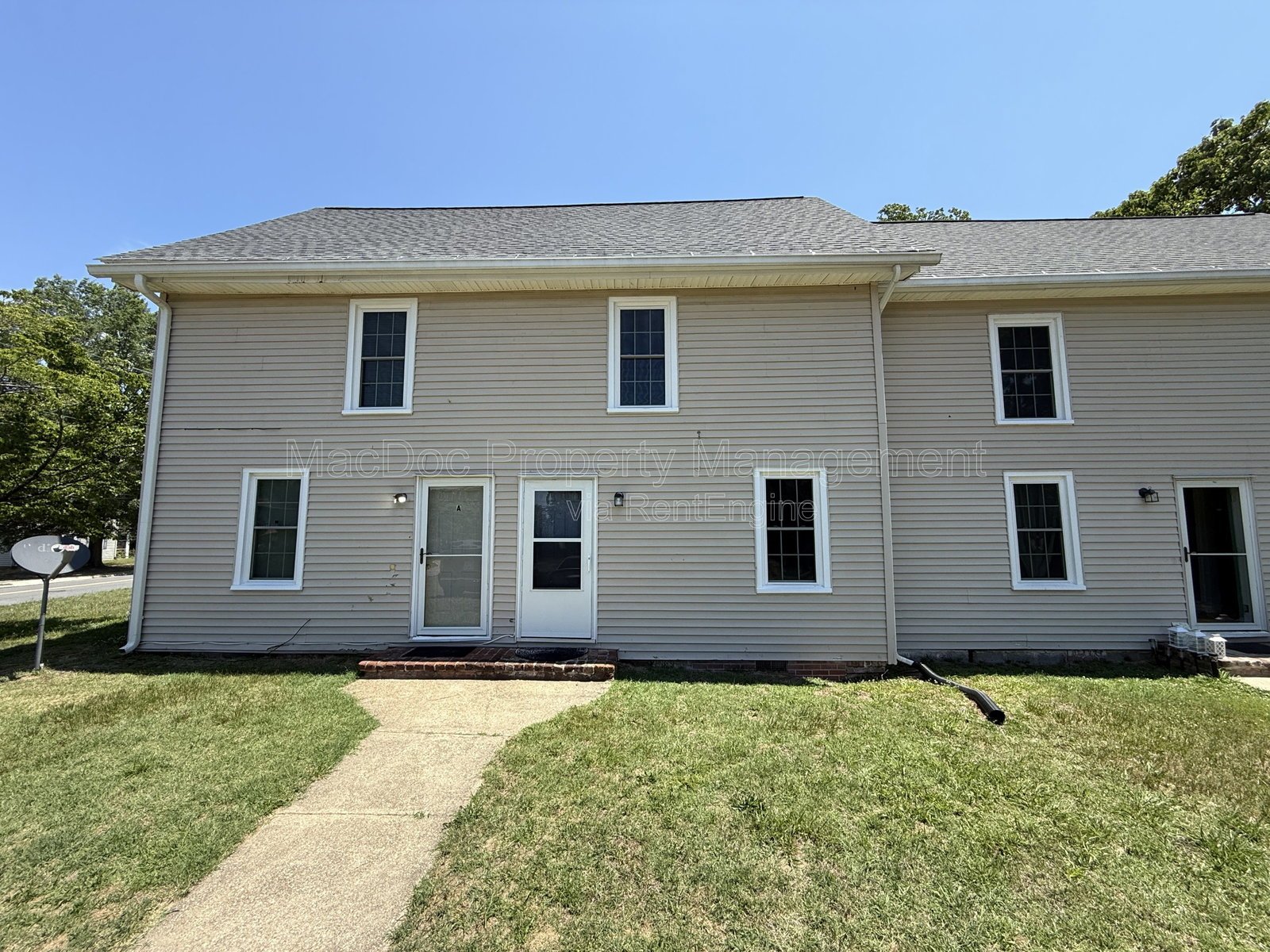 210 Milford Street Unit B Bowling Green, VA 22427 property image