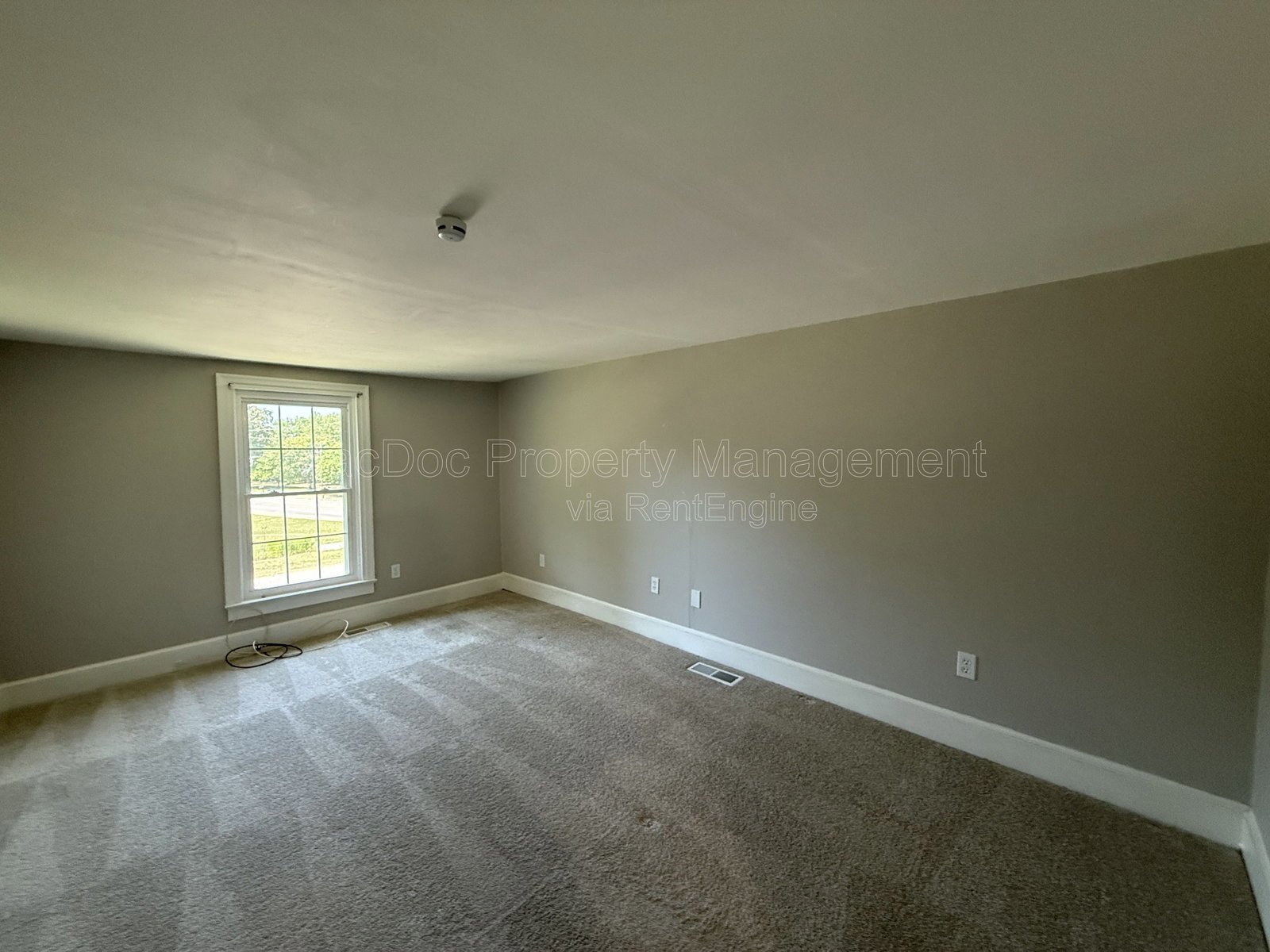 210 Milford Street Unit B Bowling Green, VA 22427 property image