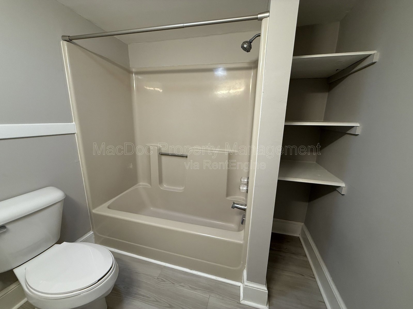 210 Milford Street Unit B Bowling Green, VA 22427 property image
