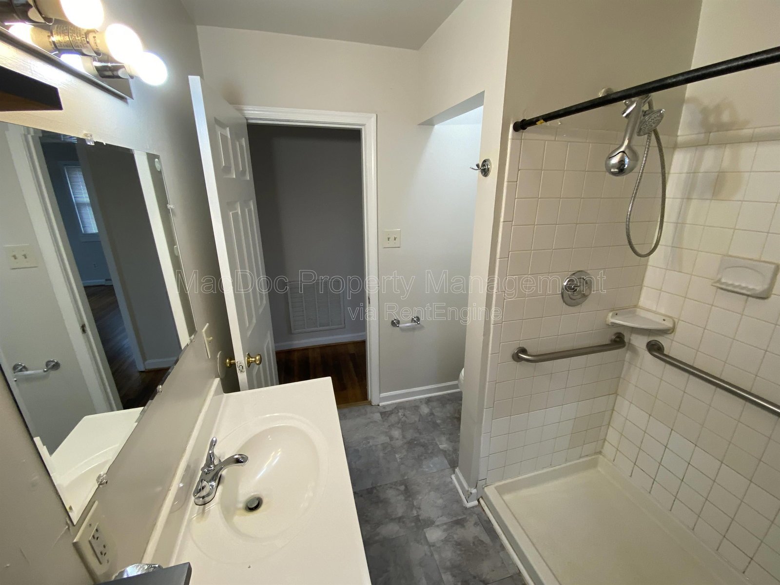 11308 Gordon Road Fredericksburg, VA 22407 property image