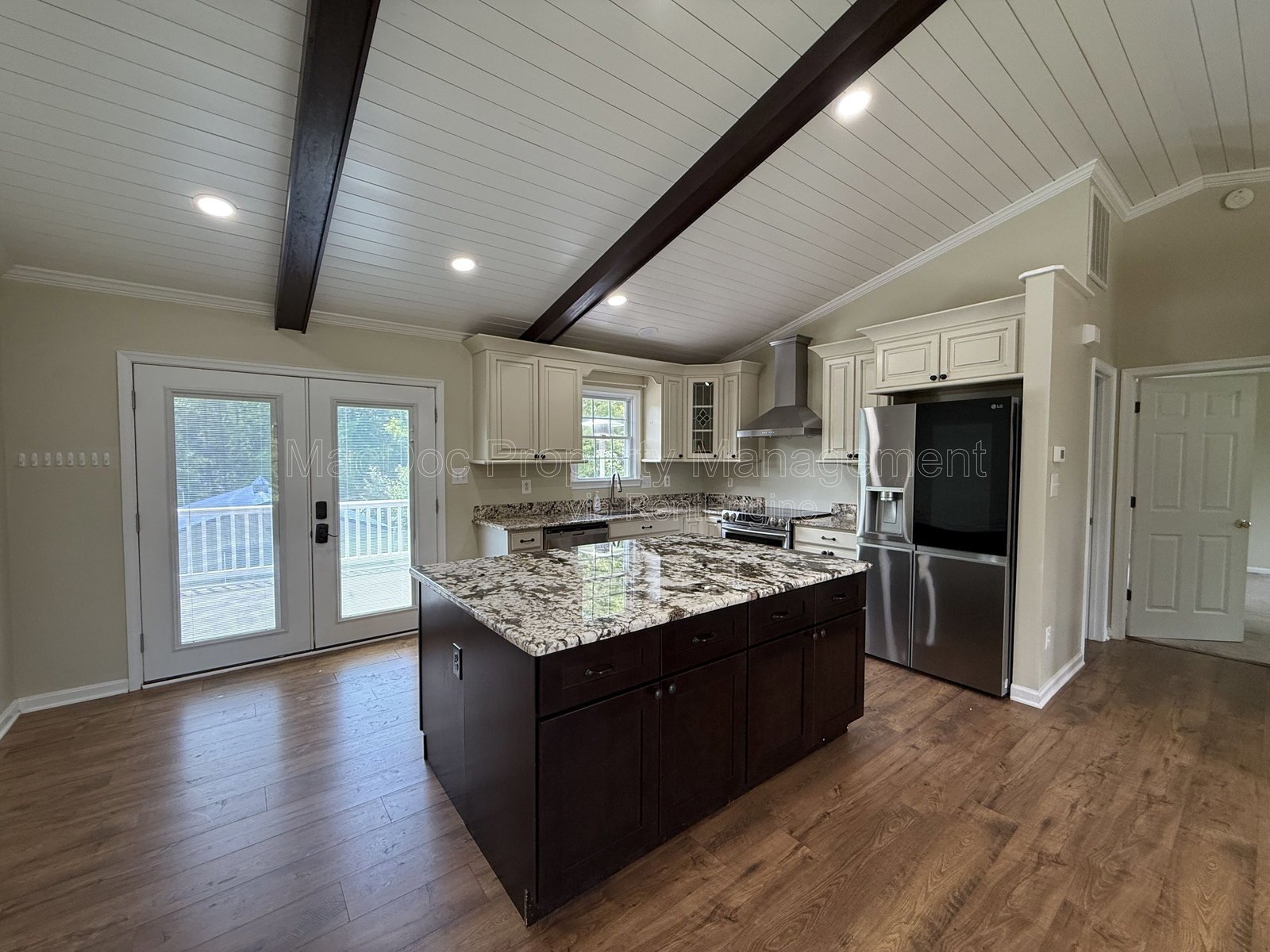 17493 American Way Woodford, VA 22580 property image
