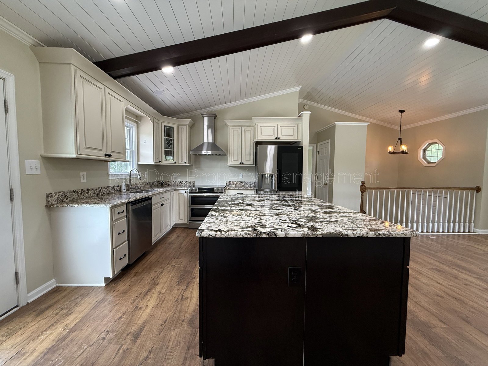 17493 American Way Woodford, VA 22580 property image