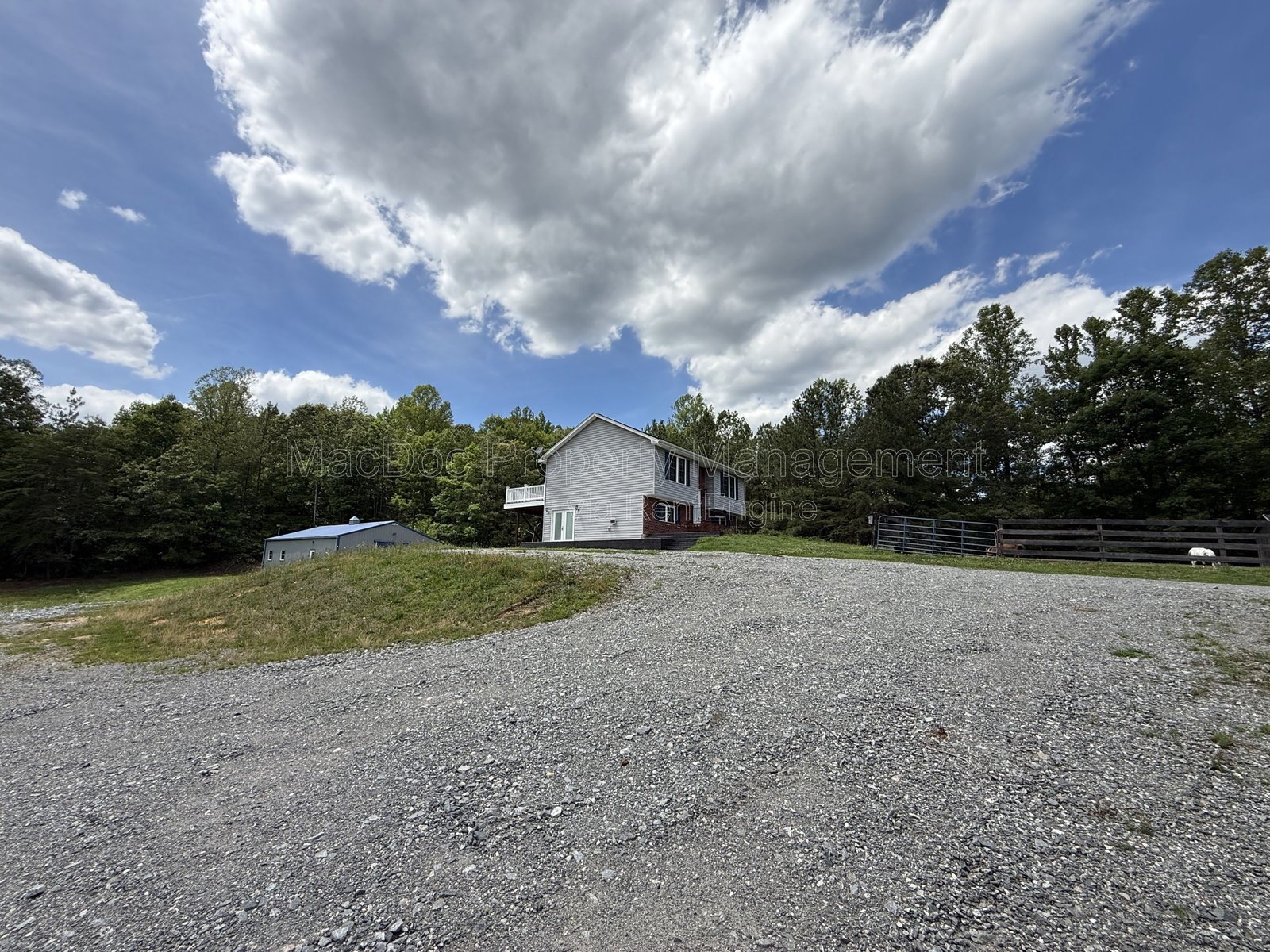17493 American Way Woodford, VA 22580 property image