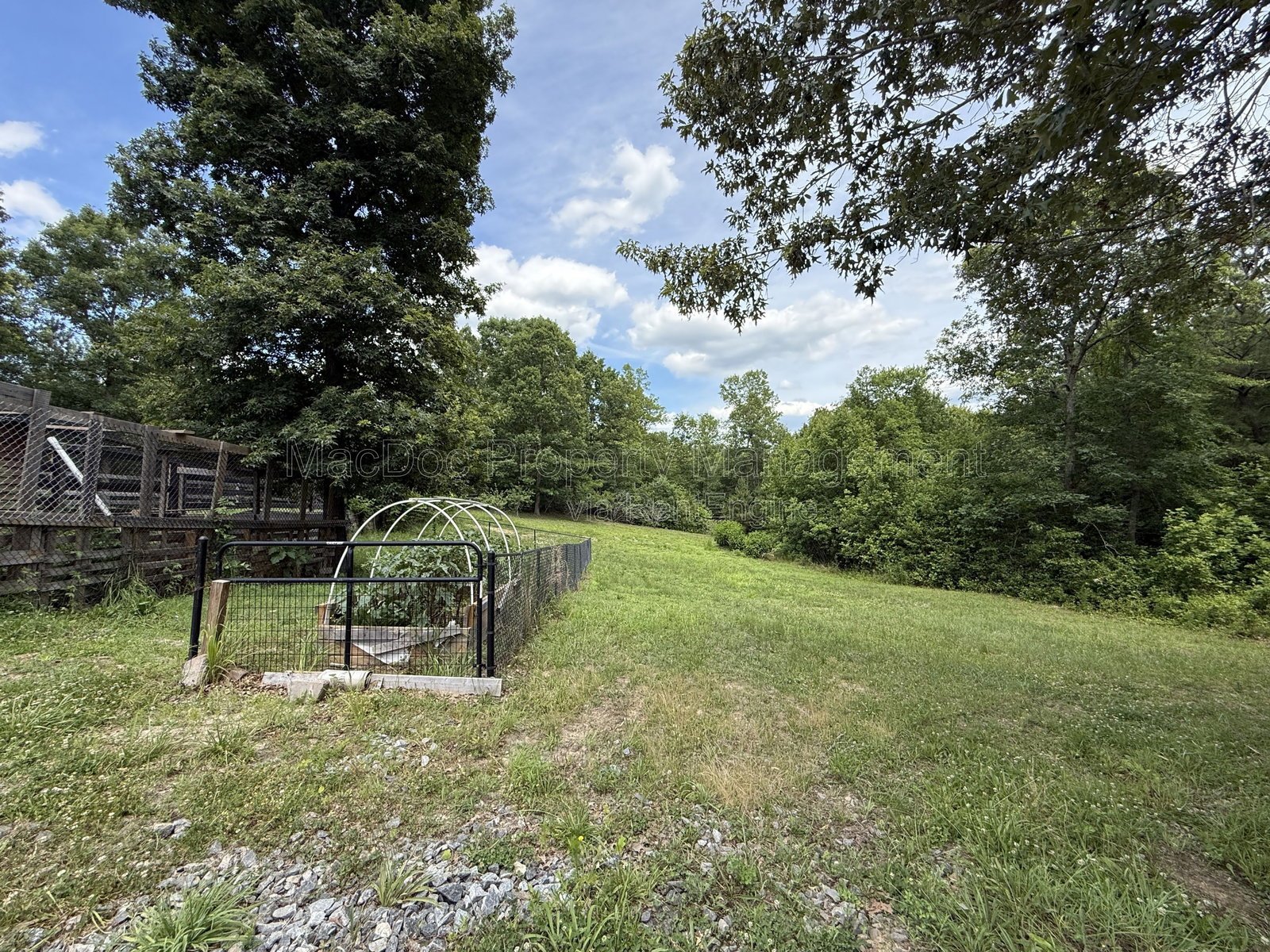 17493 American Way Woodford, VA 22580 property image