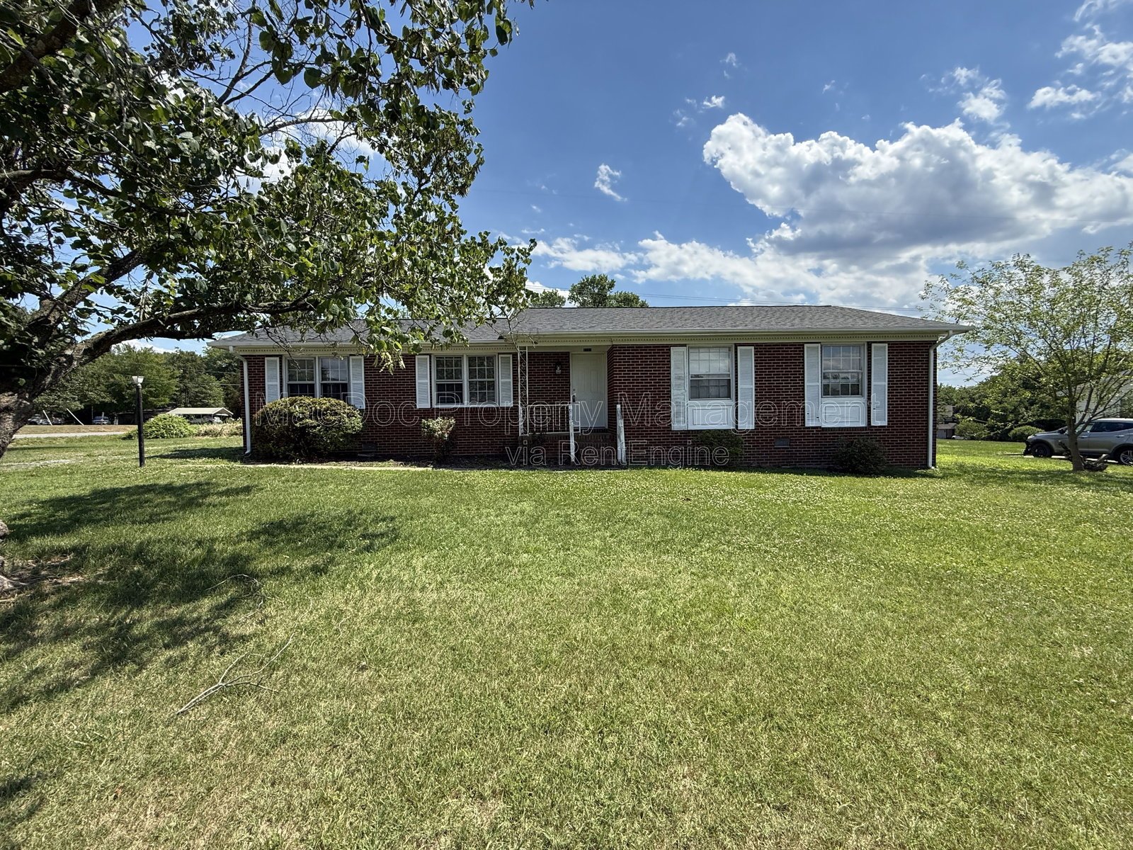 1804 Sherwood Drive Fredericksburg, VA 22405 property image