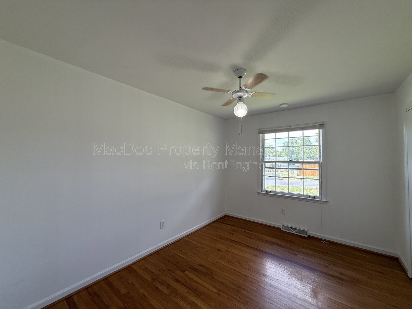 1804 Sherwood Drive Fredericksburg, VA 22405 property image