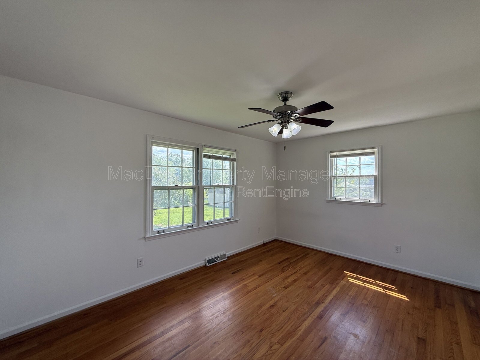 1804 Sherwood Drive Fredericksburg, VA 22405 property image
