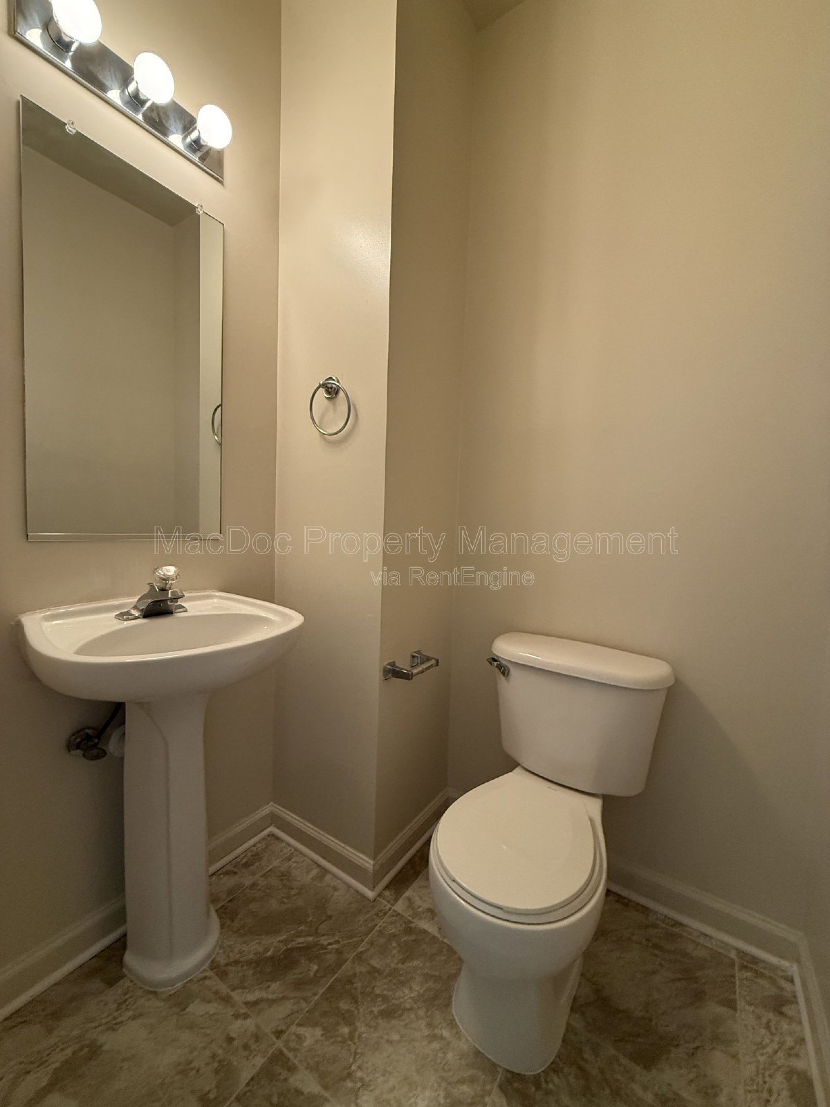 11009 Bevin Drive Fredricksburg, VA 22408 property image
