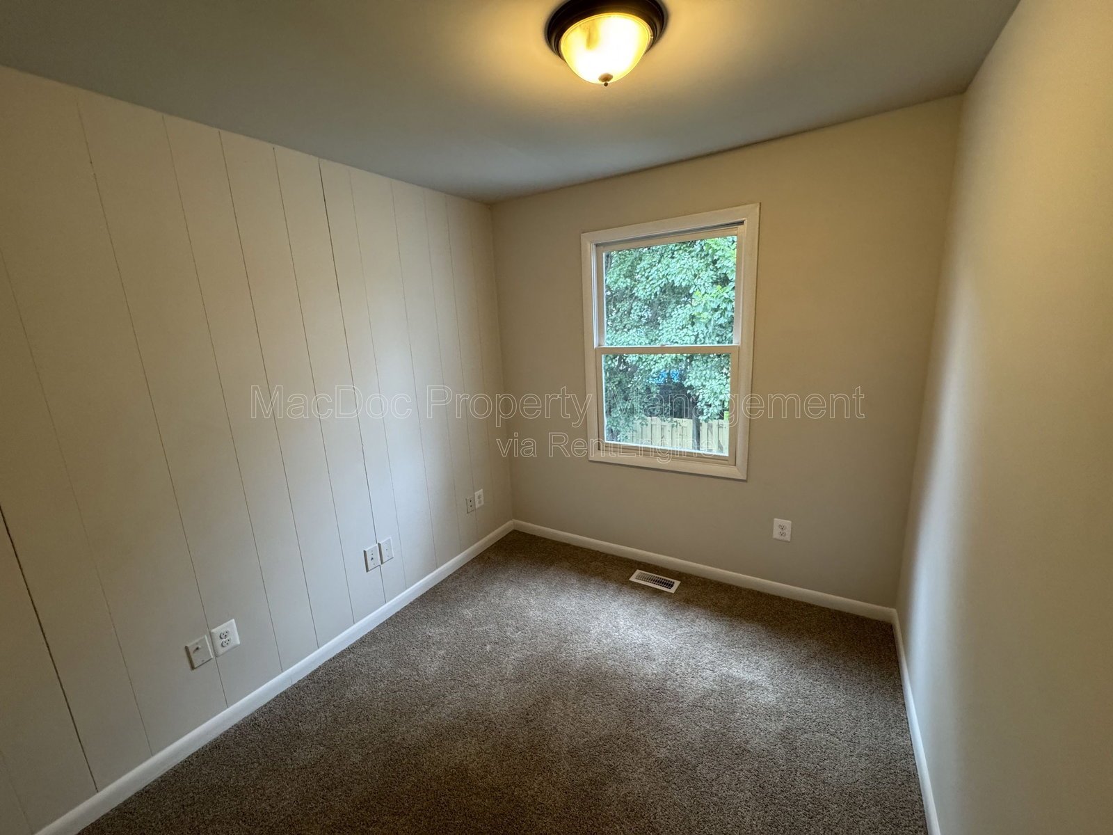 5140 Redbud Road Fredericksburg, VA 22407 property image