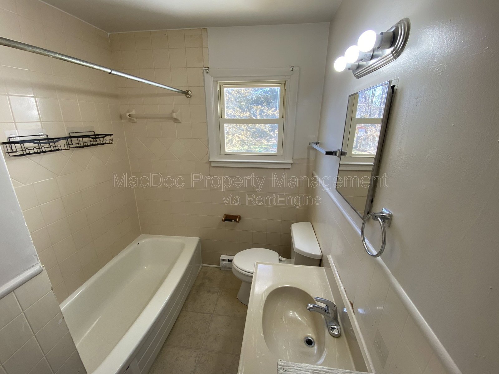 209 Hamilton Street - B Fredericksburg, VA 22408 property image