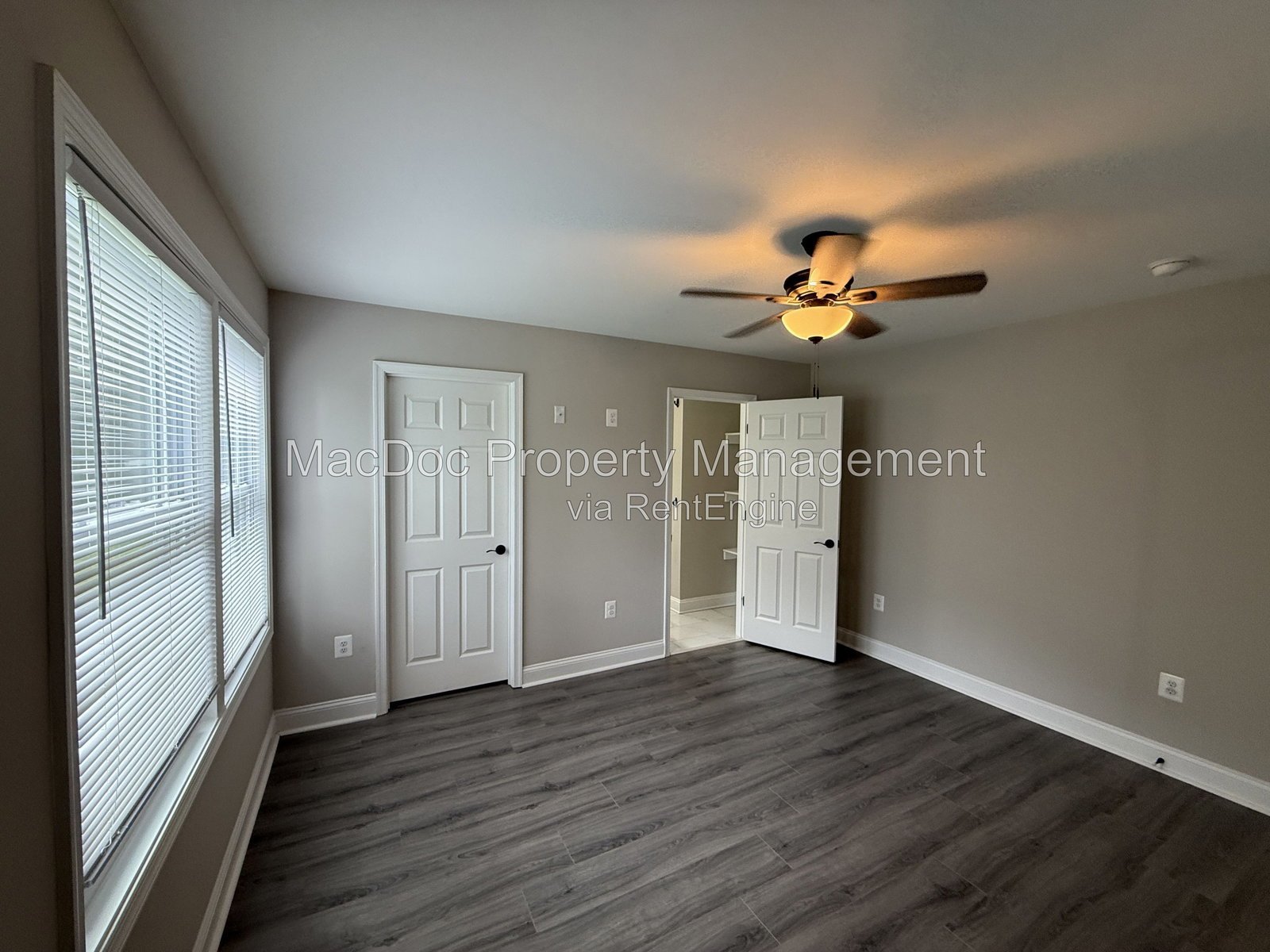 77 Lakeview Drive Colonial Beach, VA 22443 property image