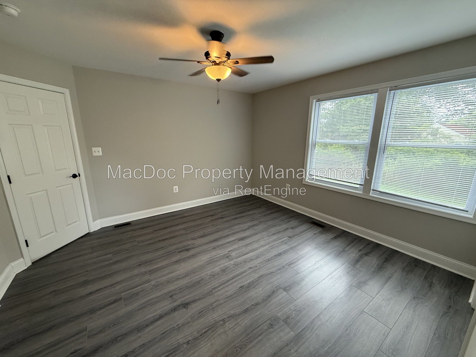 77 Lakeview Drive Colonial Beach, VA 22443 property image