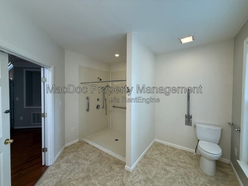 1404 Graham Drive Fredericksburg, VA 22401 property image