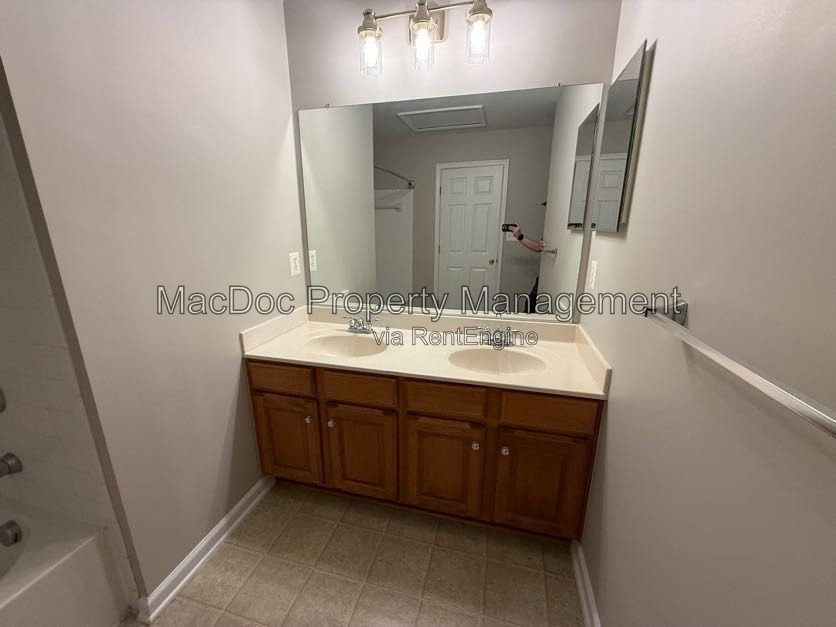1404 Graham Drive Fredericksburg, VA 22401 property image