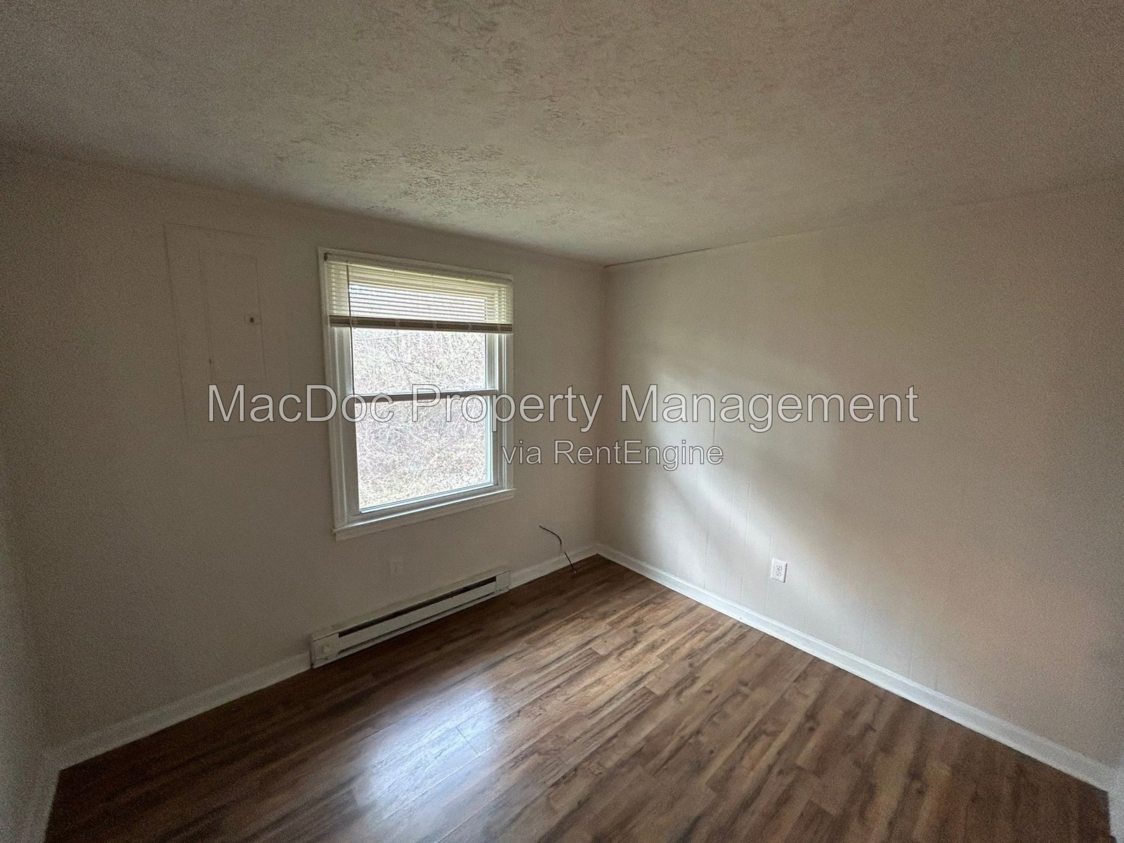 114-116 Loch Lane Drive Apt. 2 Louisa, VA 23093 property image