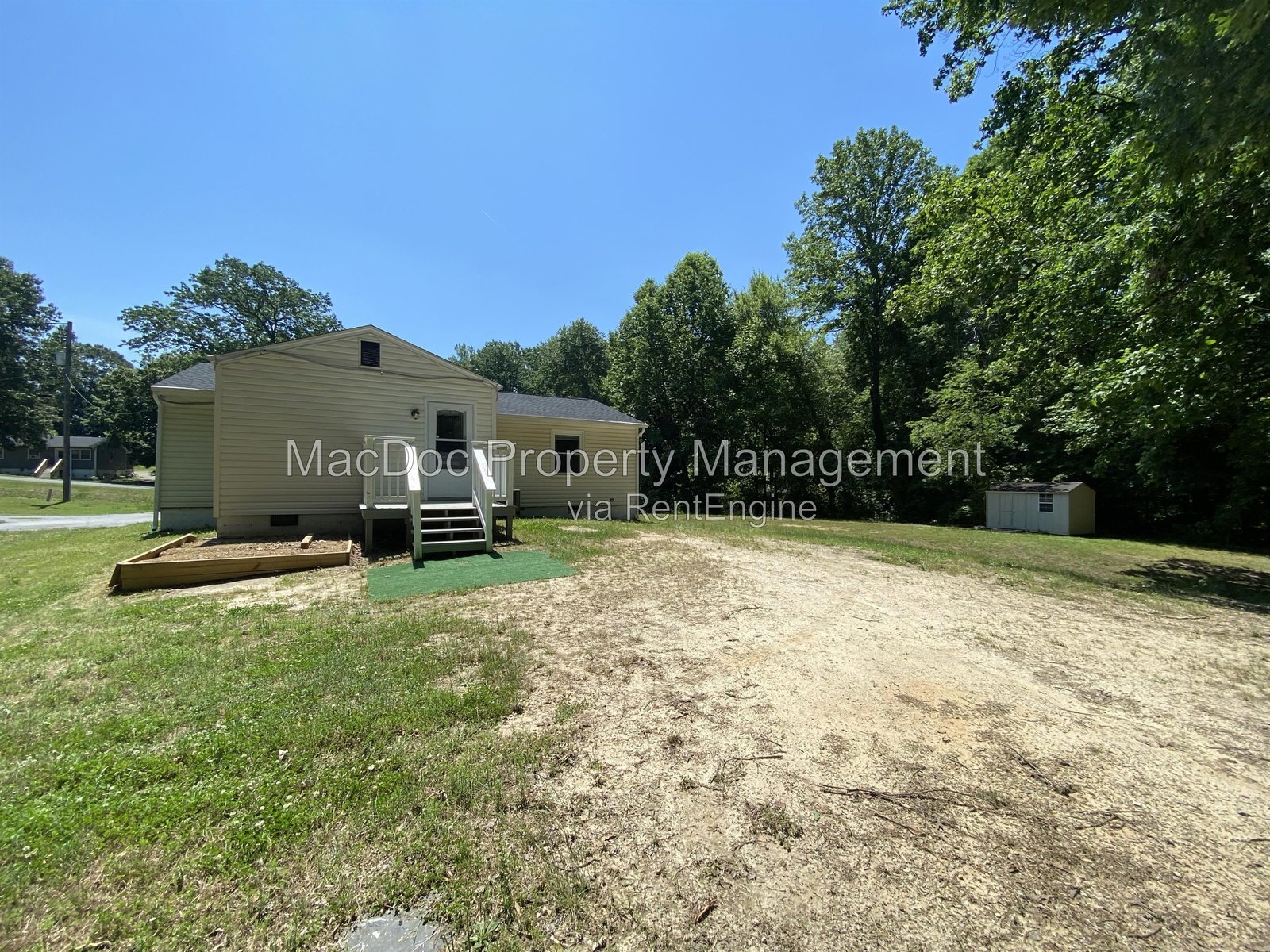 16623 Braswell Street Bowling Green, VA 22427 property image
