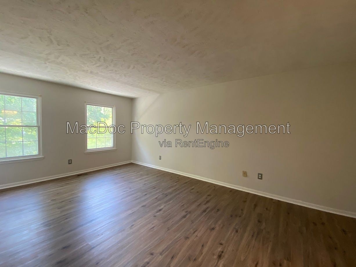 11304 Springfield Drive Fredericksburg, VA 22408 property image