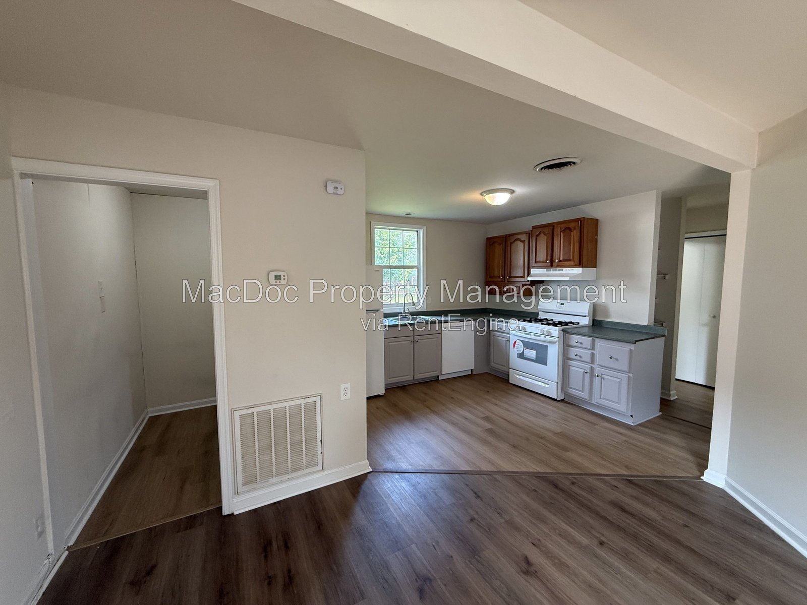 209 Hamilton Street - A Fredericksburg, VA 22408 property image