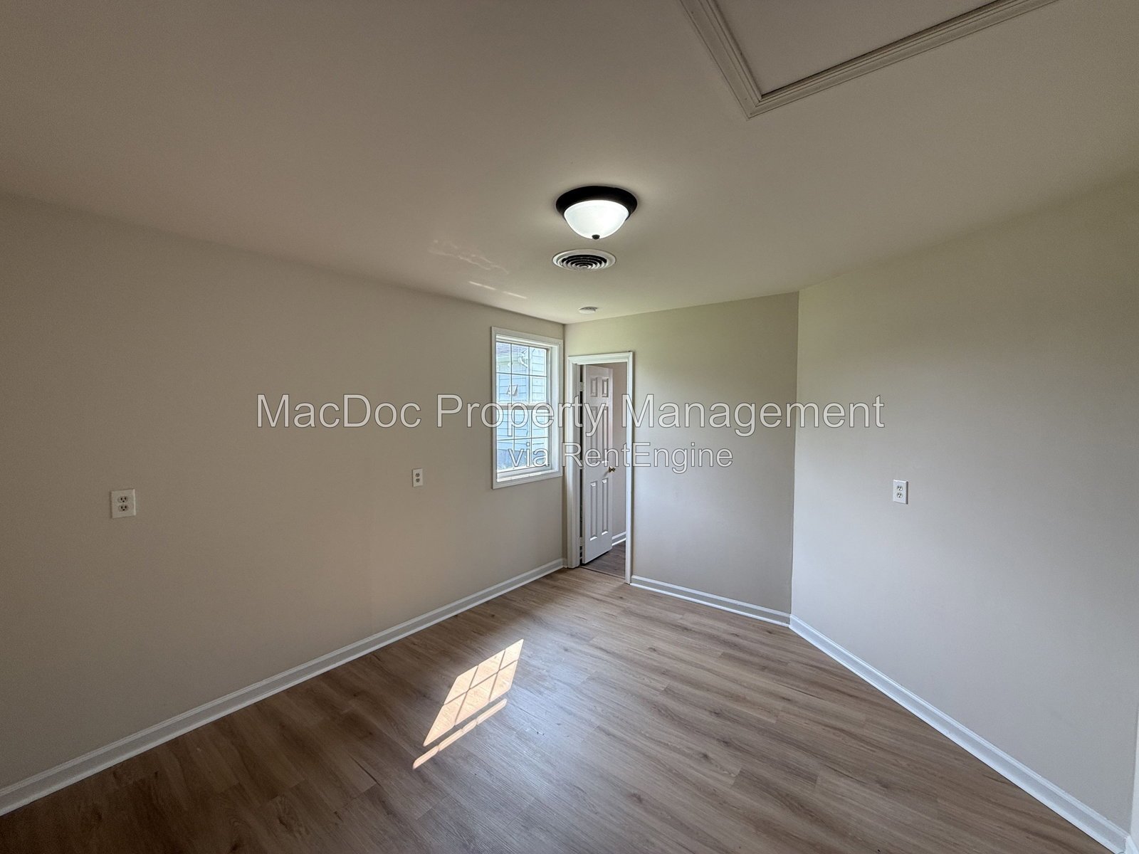 209 Hamilton Street - A Fredericksburg, VA 22408 property image