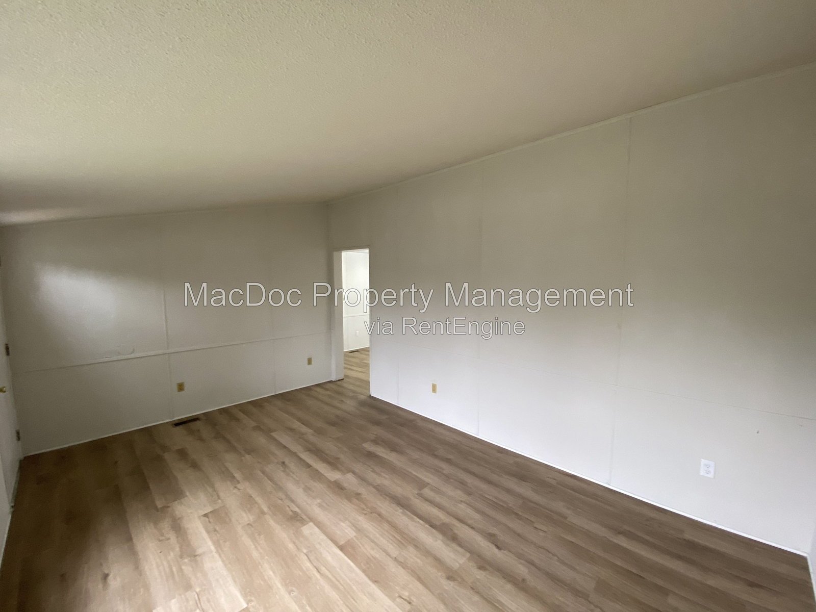 900 White Street Fredericksburg, VA 22401 property image