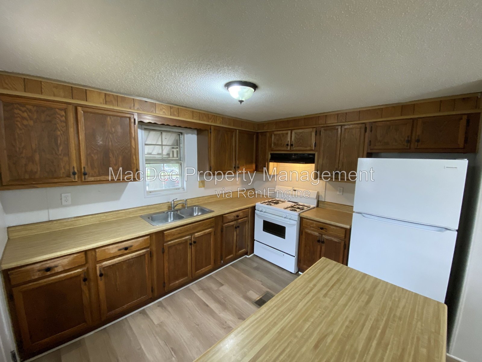 900 White Street Fredericksburg, VA 22401 property image