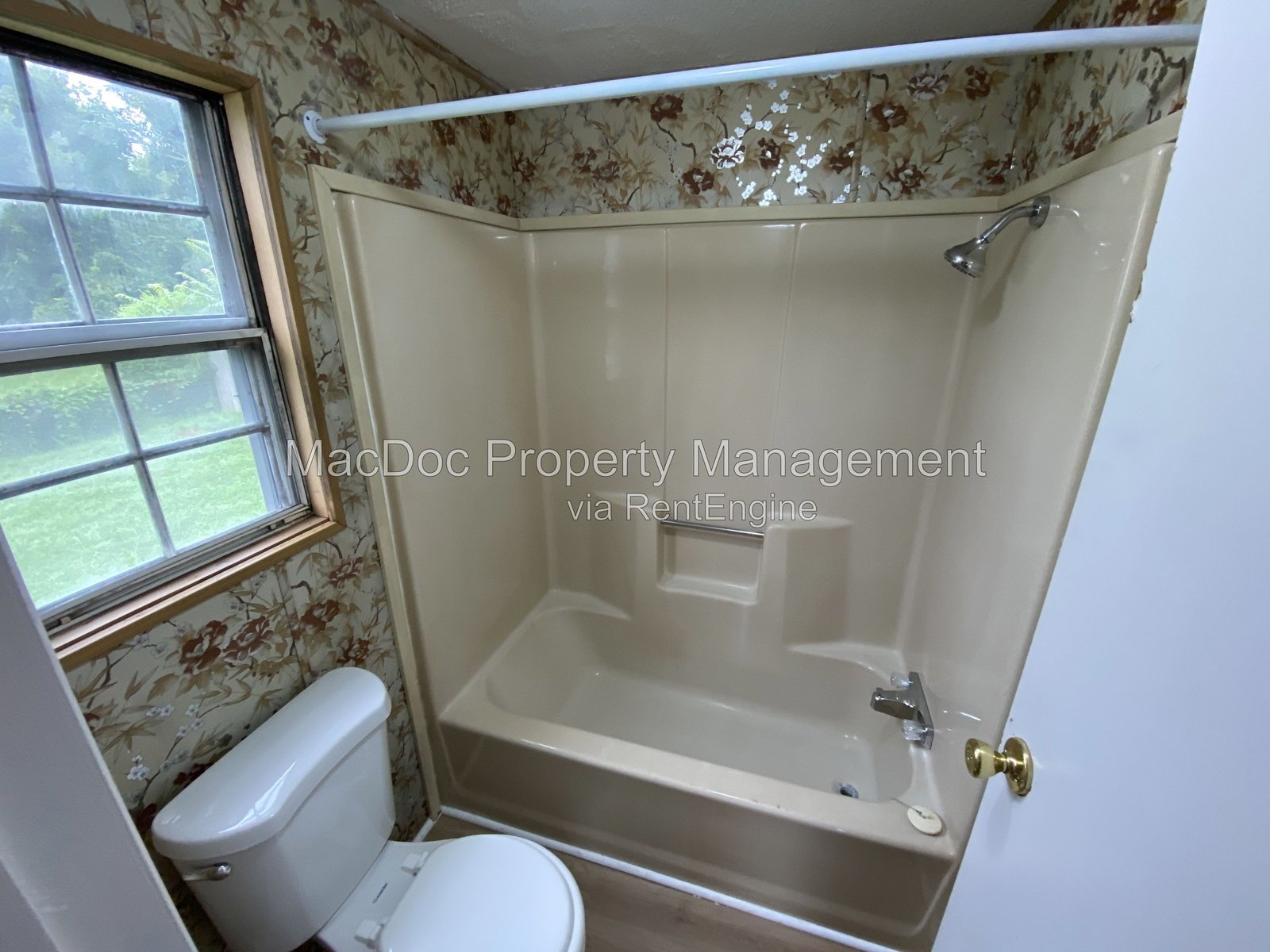 900 White Street Fredericksburg, VA 22401 property image