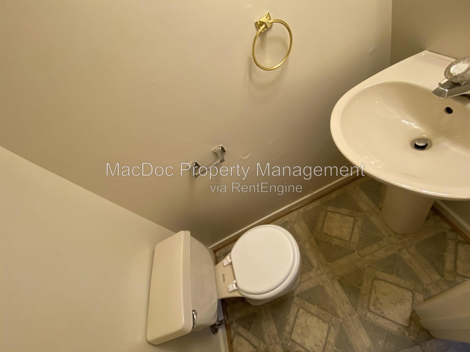 9 Brown Circle Fredericksburg, VA 22405 property image