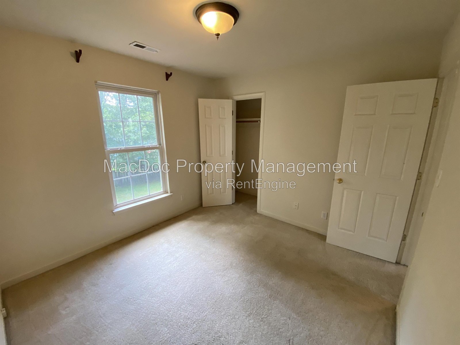 9 Brown Circle Fredericksburg, VA 22405 property image