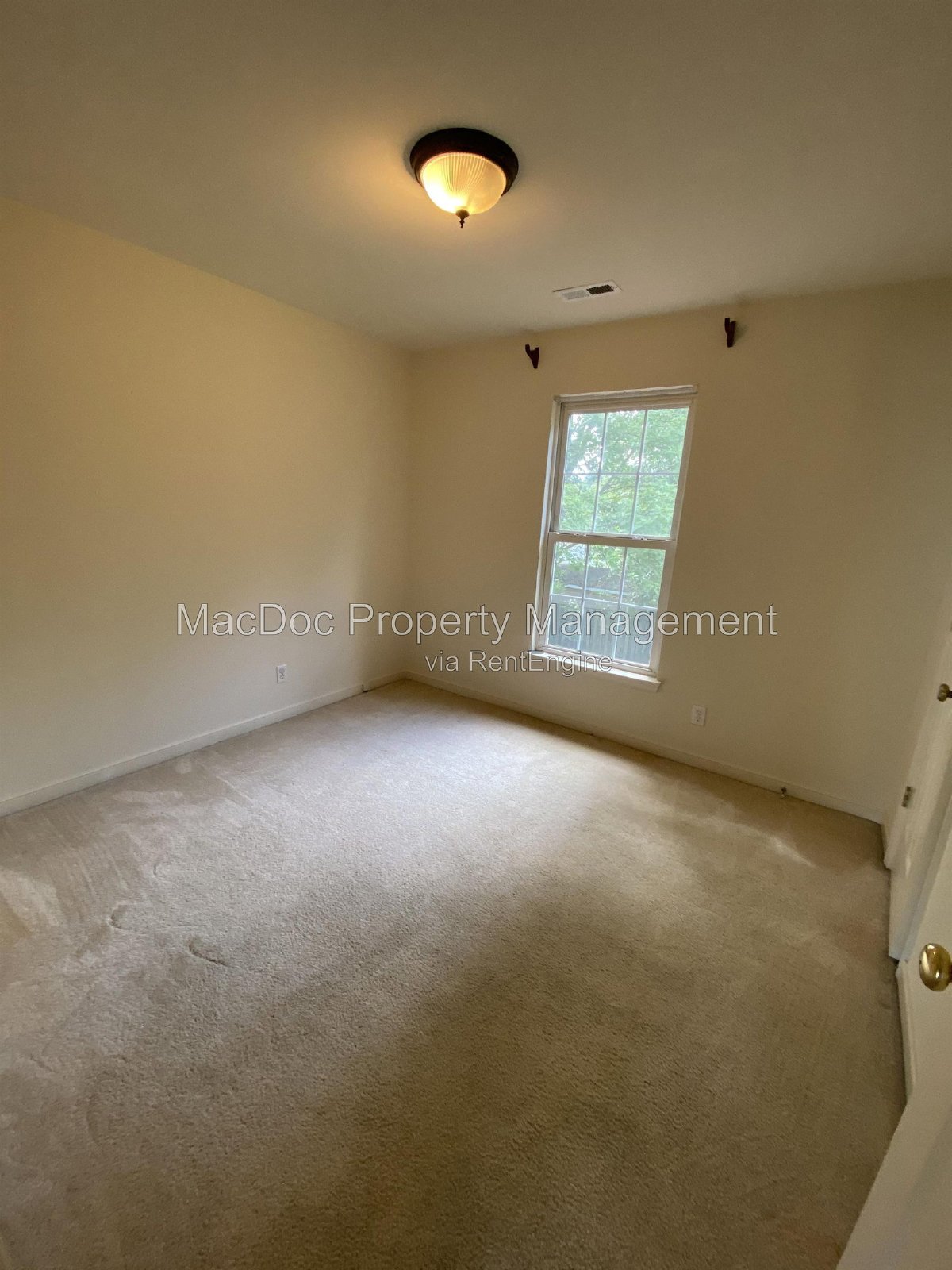 9 Brown Circle Fredericksburg, VA 22405 property image