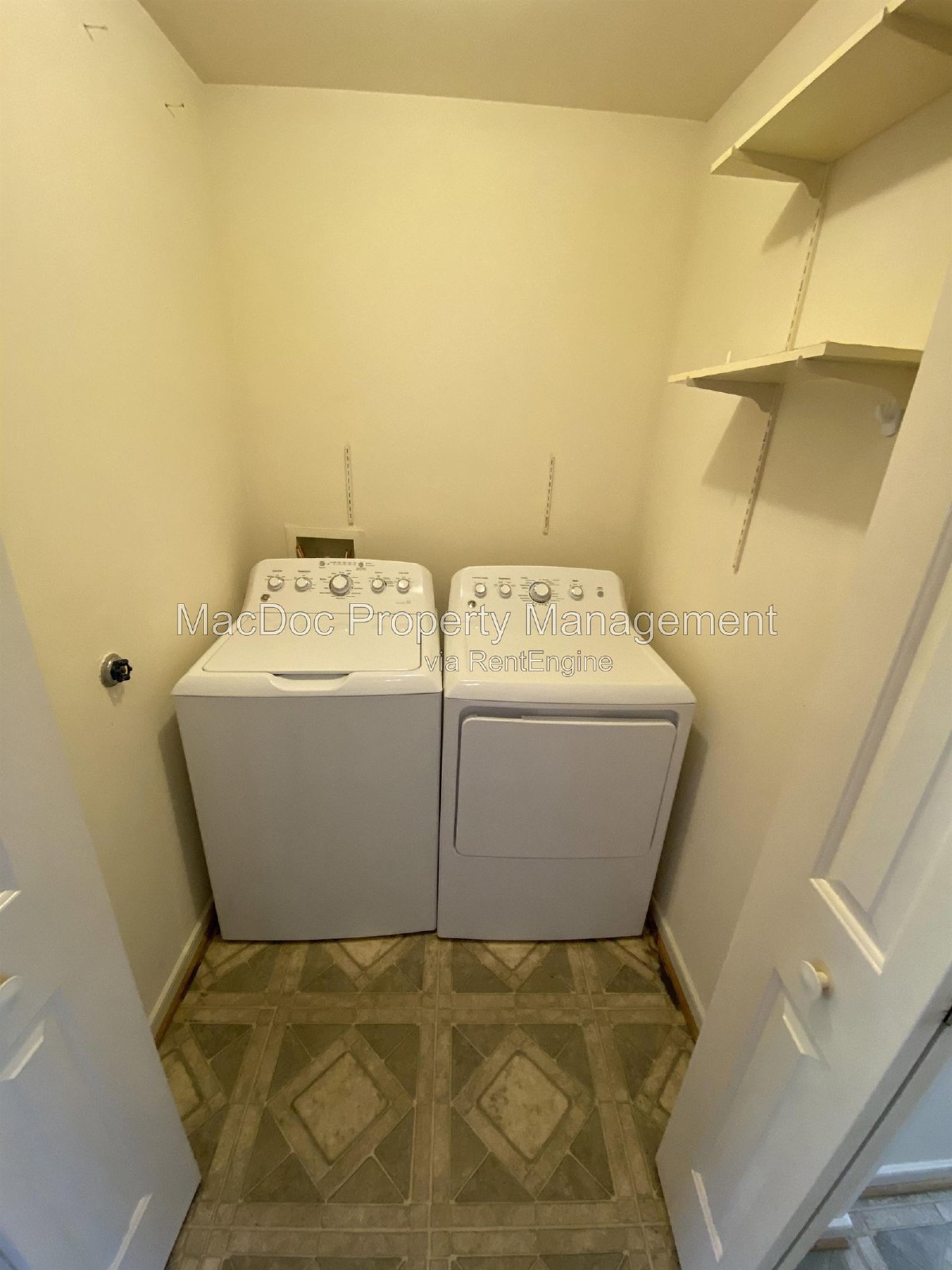 9 Brown Circle Fredericksburg, VA 22405 property image