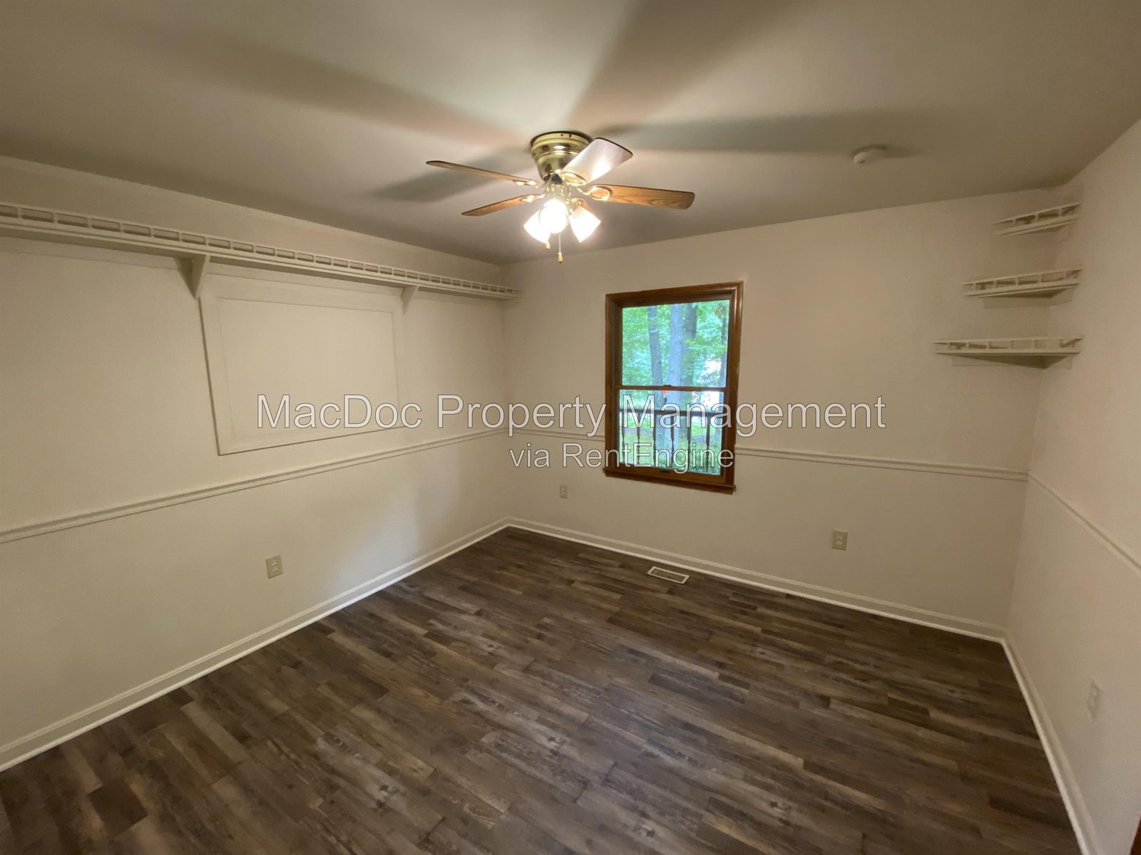 8302 Delegate Dr King George, VA 22485 property image
