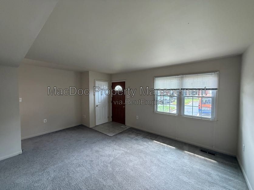 14611 Earlham Ct Woodbridge, VA 22193 property image