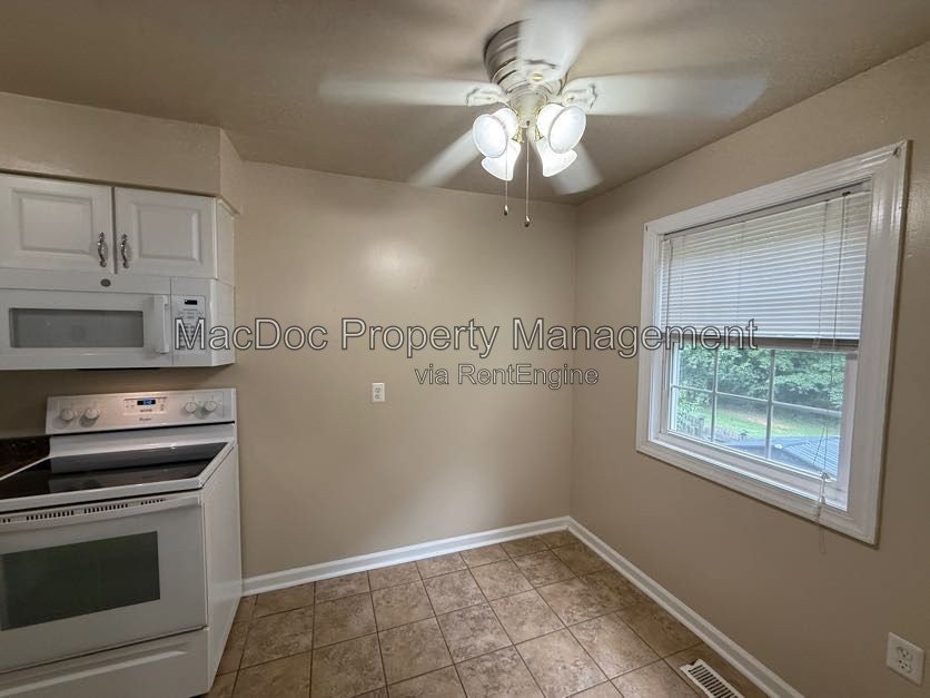 14611 Earlham Ct Woodbridge, VA 22193 property image