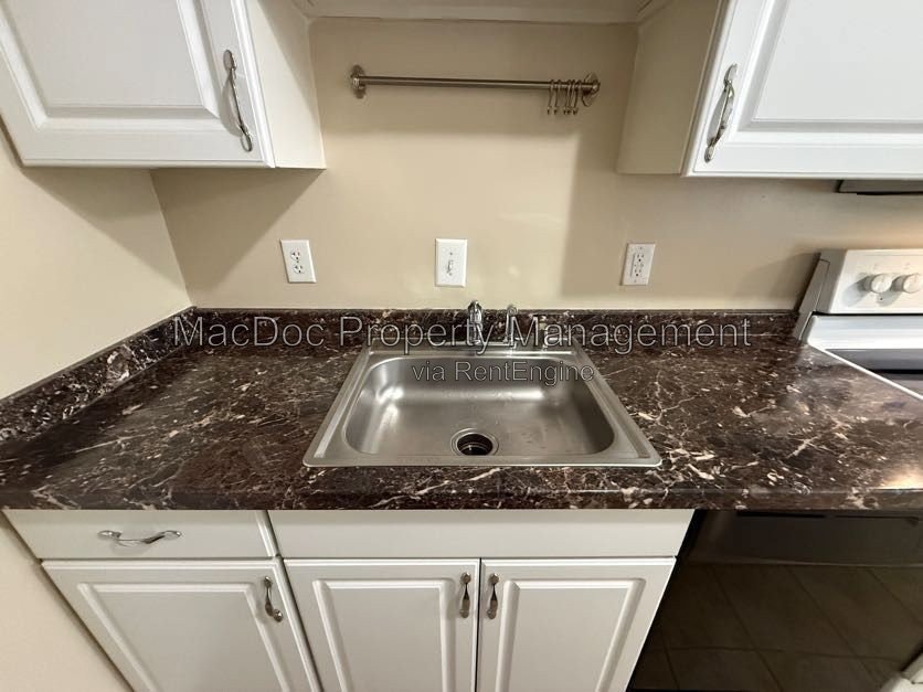 14611 Earlham Ct Woodbridge, VA 22193 property image