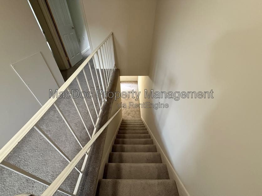 14611 Earlham Ct Woodbridge, VA 22193 property image