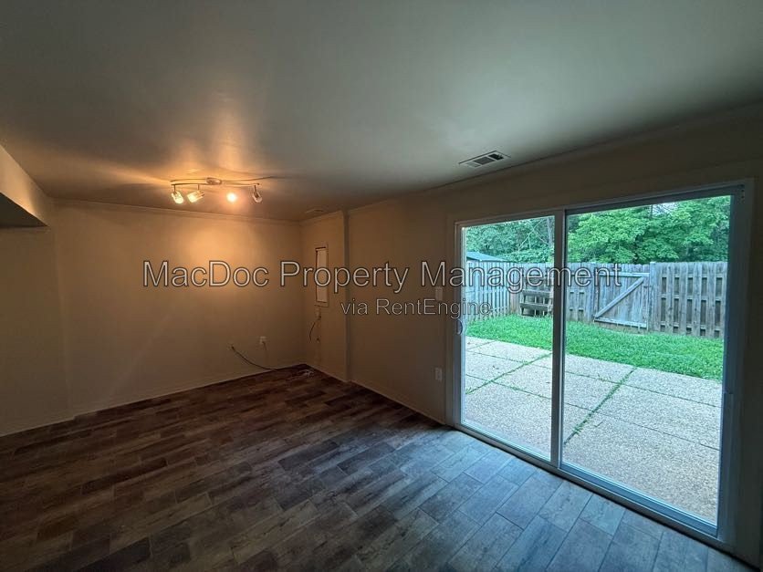 14611 Earlham Ct Woodbridge, VA 22193 property image