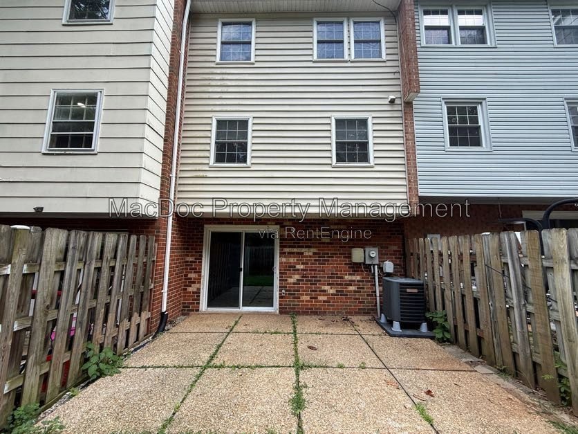 14611 Earlham Ct Woodbridge, VA 22193 property image