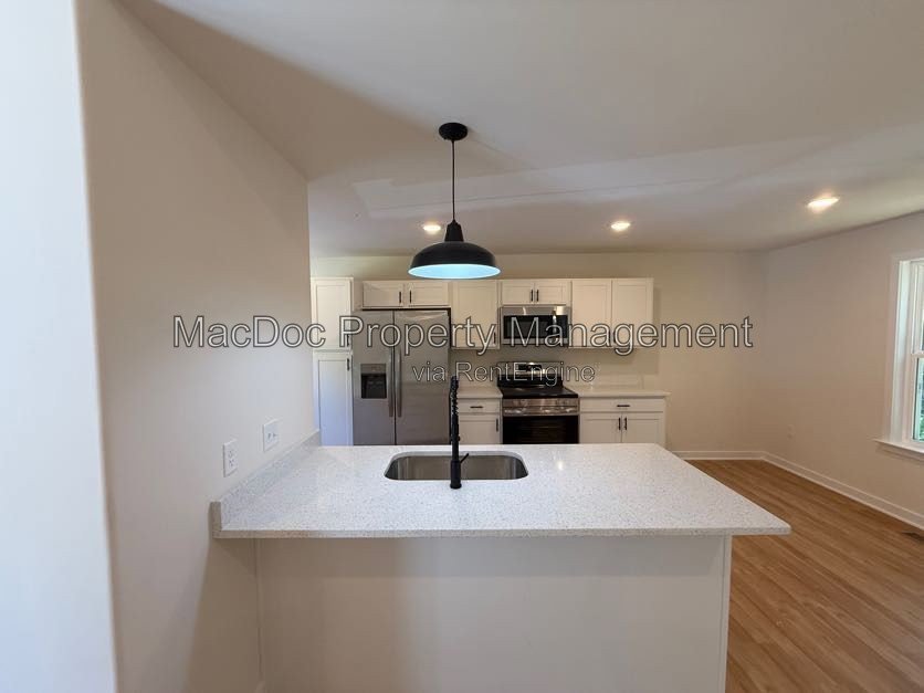387 Forest Grove Road Colonial Beach, VA 22443 property image