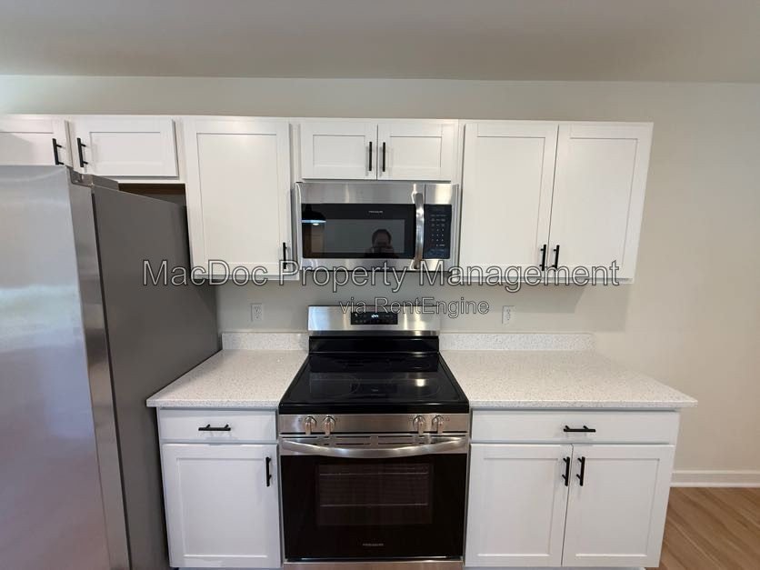 387 Forest Grove Road Colonial Beach, VA 22443 property image