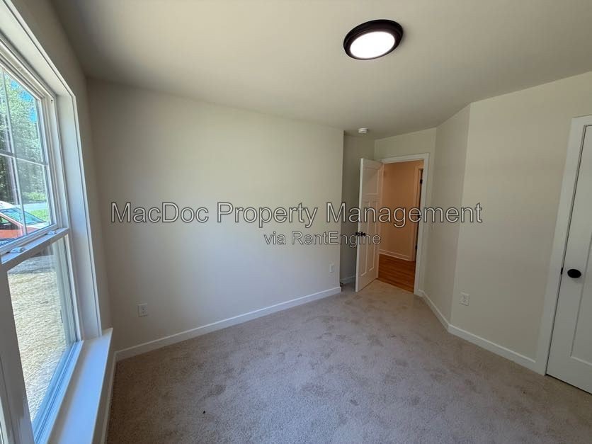 387 Forest Grove Road Colonial Beach, VA 22443 property image
