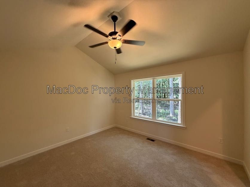 387 Forest Grove Road Colonial Beach, VA 22443 property image