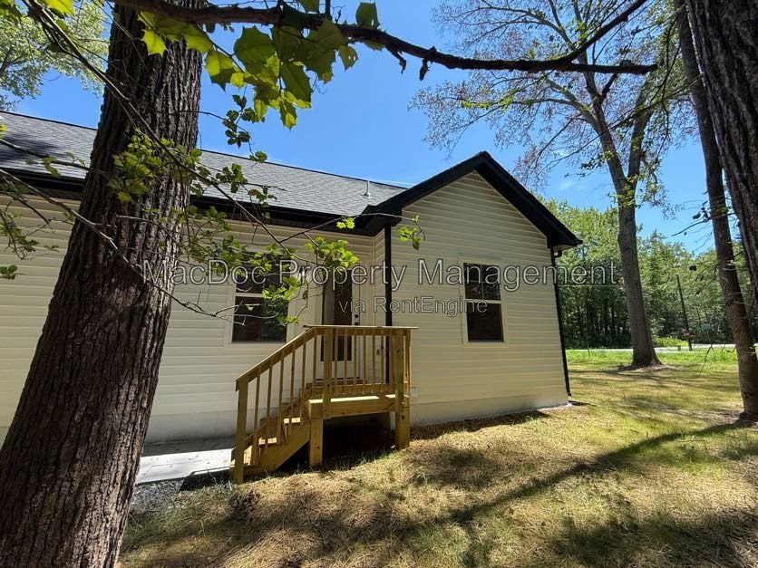 387 Forest Grove Road Colonial Beach, VA 22443 property image